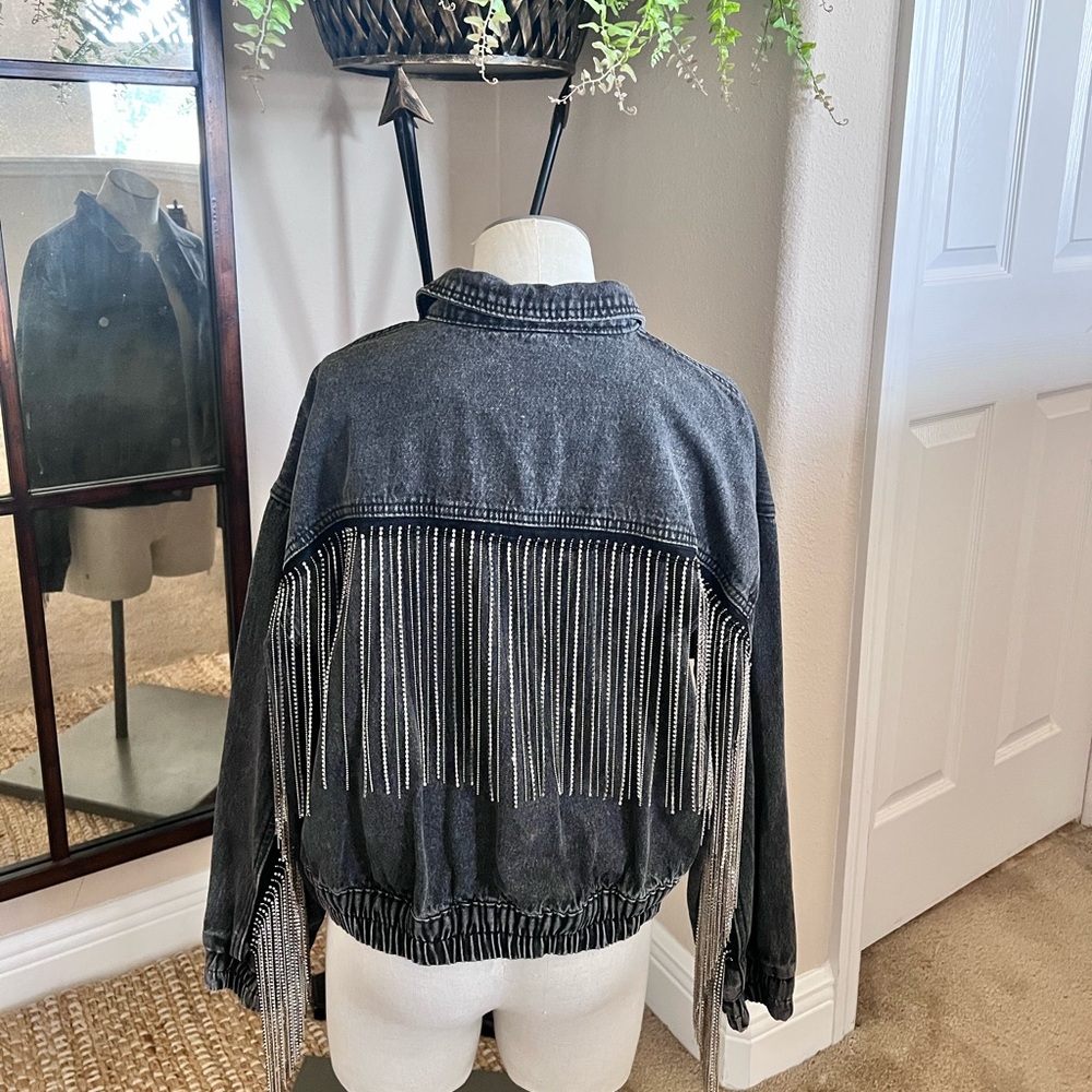 *BRAND NEW * Stylish Black Fringe Women's Jacket